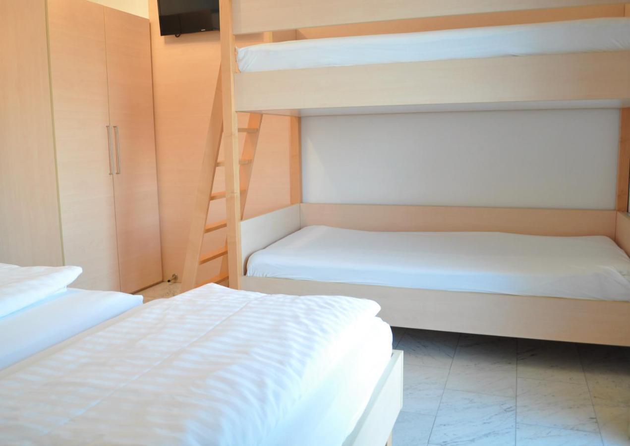 Seehotel Herlinde Подерсдорф-ам-Зе Экстерьер фото