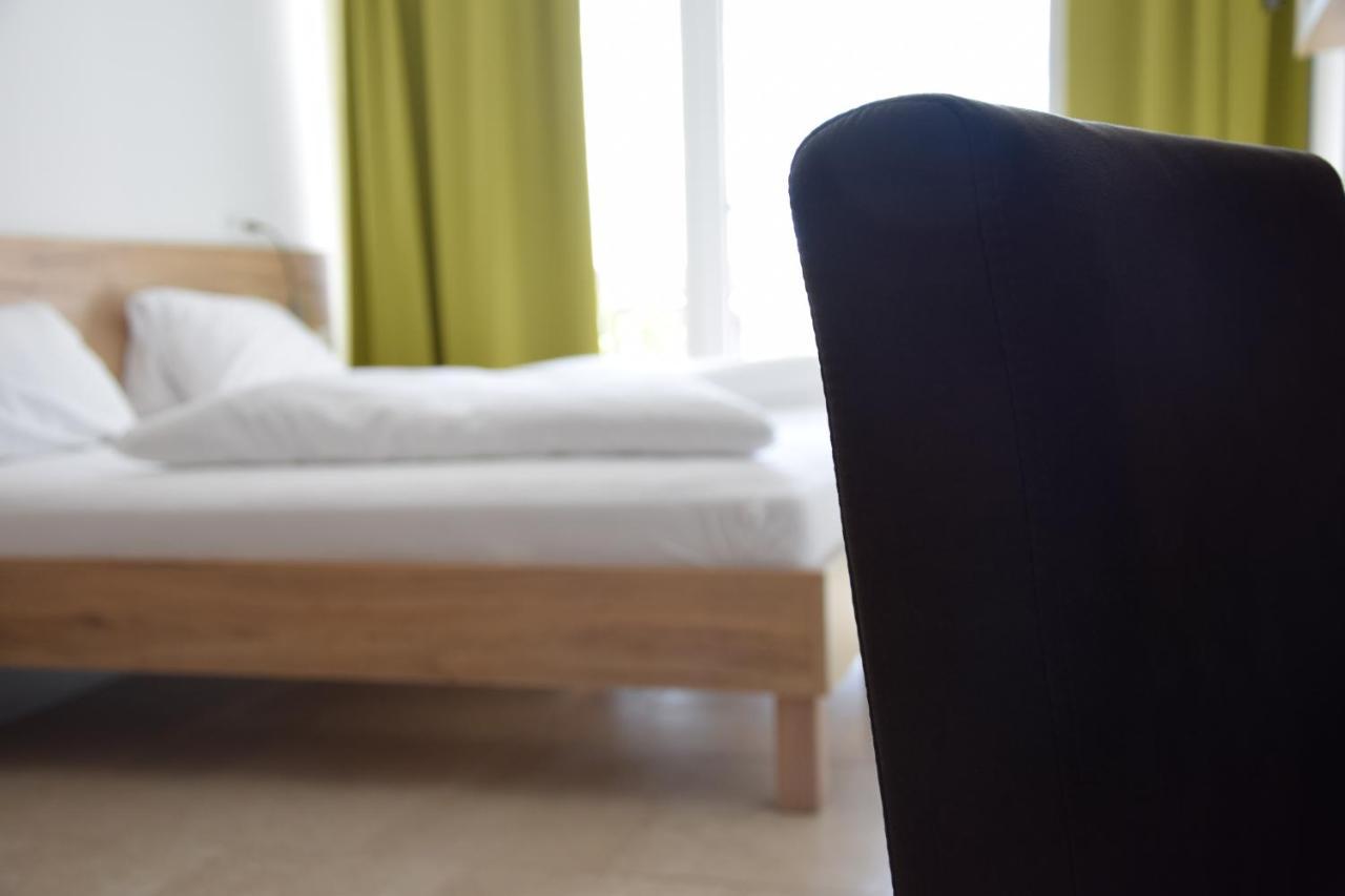 Seehotel Herlinde Подерсдорф-ам-Зе Экстерьер фото